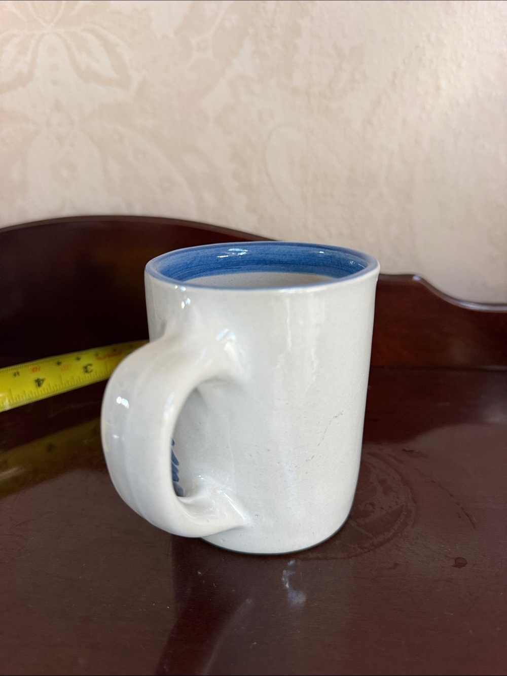 MA Hadley skier mug - Picture 5 of 9